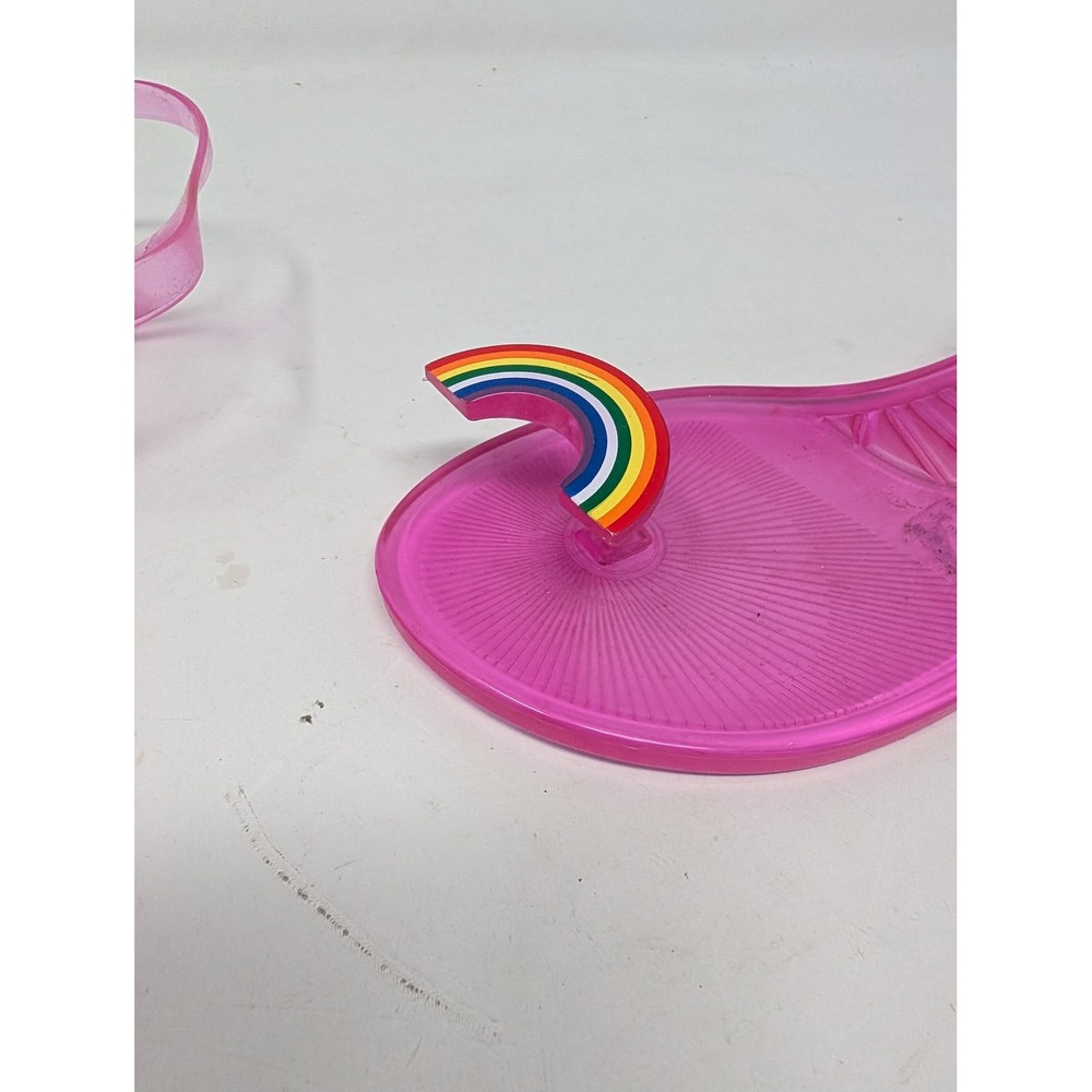 Katy Perry Geli Pink Rainbow Jelly Sandals Womens Size 9 Flat T-Strap Buckle - Picture 3 of 10